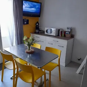 Studio équipé , Laguiole France